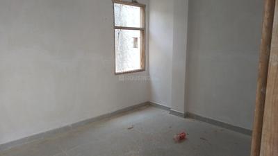 Bedroom Image of 1000 Sq.ft 4 BHK Builder Floor for sale in Sector 16 Rohini New Delhi for Rs. 12500000