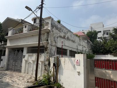 Image of 1978 Sq.ft 6 BHK Independent House for sale in Alambagh, Lucknow for Rs. 27500000