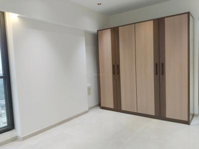 Bedroom Image of 1200 Sq.ft 2 BHK Apartment / Flat for sale in Kalpataru Magnus, Bandra East Mumbai for Rs. 55000000
