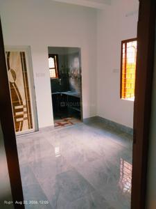 Hall Image of 250 Sq.ft 1 RK Independent House for rent in Keshtopur Kolkata for Rs. 6000