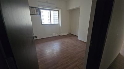Bedroom Image of 1350 Sq.ft 3 BHK Apartment / Flat for sale in Lodha Splendora, Kasarvadavali Thane for Rs. 12450000