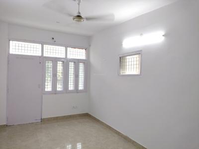 Bedroom Image of 2200 Sq.ft 4 BHK Apartment / Flat for sale in DDA Rosewood Apartment, Sector 13 Dwarka New Delhi for Rs. 21800000