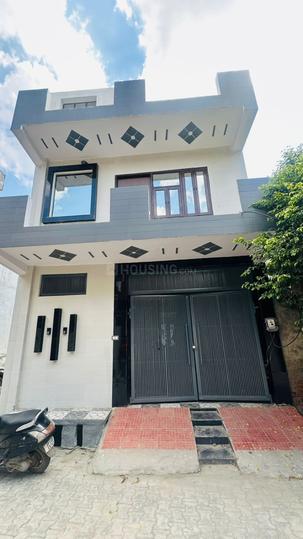 Sector 23, Sanjay Nagar Main Image 1