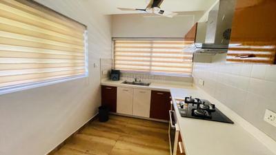 Kitchen Image of 3600 Sq.ft 5 BHK Villa for sale in Aluva Kochi for Rs. 29000000
