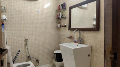 Image of 1800 Sq.ft 3.5 BHK Apartment / Flat for sale in Rudra Buildwell Jagdambe Apartments, Sector 62, Noida for Rs. 20000000