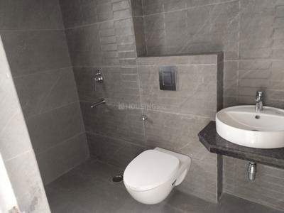 Bathroom Image of 1536 Sq.ft 4 BHK Apartment / Flat for sale in New Alipore Kolkata for Rs. 26000000