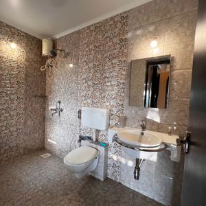 Bathroom Image of 1900 Sq.ft 2.5 BHK Villa for sale in Gold Valley Lonavala for Rs. 16500000