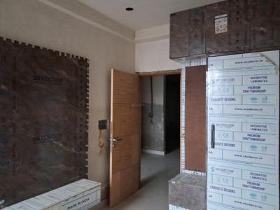 Bedroom Image of 1300 Sq.ft 3 BHK Apartment / Flat for sale in Avenue 1, Sector 73 Noida for Rs. 5300000