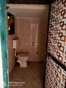 Bathroom Image of 650 Sq.ft 2 BHK Apartment / Flat for sale in Bhagwati Muktanand CHS, Kurla West Mumbai for Rs. 14000000