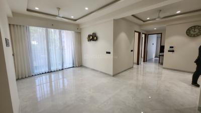Hall Image of 1050 Sq.ft 3 BHK Apartment / Flat for sale in Morena Apartment, Ambawadi Ahmedabad for Rs. 13000000