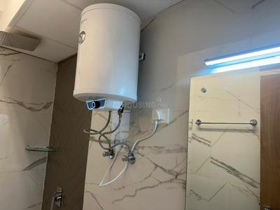 Bathroom Image of 1050 Sq.ft 2 BHK Apartment / Flat for rent in M3M Skycity, Sector 65 Gurgaon for Rs. 66000