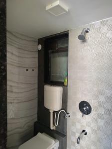 Common Bathroom Image of 550 Sq.ft 1 BHK Apartment / Flat for rent in Thane West Thane for Rs. 24999