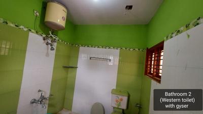 Bathroom Image of 1150 Sq.ft 3 BHK Duplex for rent in Wilson Garden Bengaluru for Rs. 36500