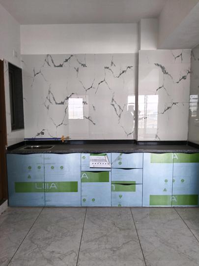 Vasana Hadmatia, Sargasan Main Image 1