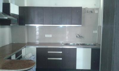 Kitchen Image of 1950 Sq.ft 3 BHK Apartment / Flat for rent in Ramprastha Pearl Court, Vaishali Ghaziabad for Rs. 48000