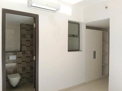 Bedroom Image of 900 Sq.ft 2 BHK Apartment / Flat for rent in Lodha Splendora Riverview, Kasarvadavali Thane for Rs. 30000