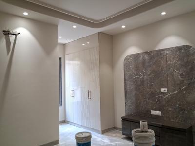 Bedroom Image of 1800 Sq.ft 3 BHK Builder Floor for sale in Paschim Vihar New Delhi for Rs. 35000000