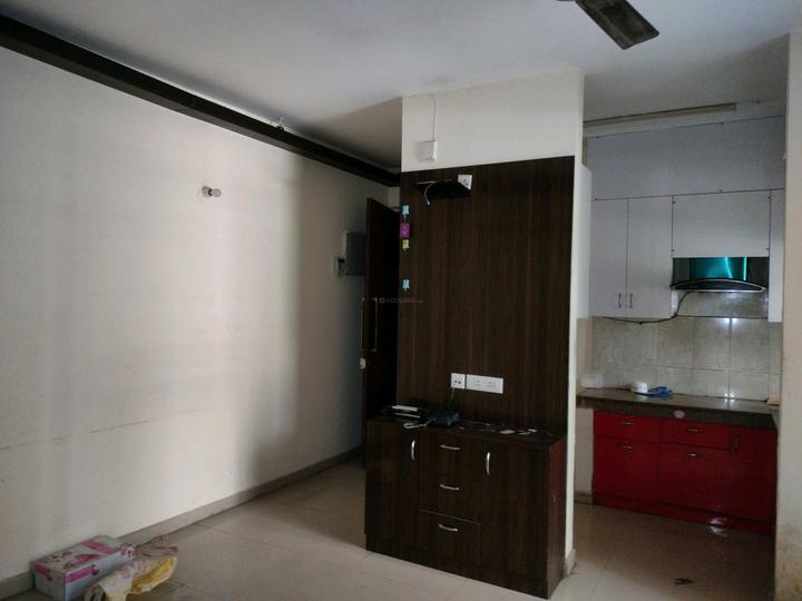 2 BHK Flat for rent in Noida Extension, Greater Noida 893 Sqft