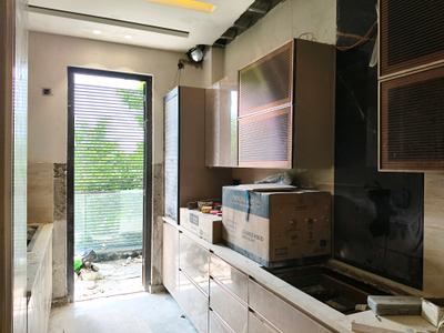 Kitchen Image of 2250 Sq.ft 4 BHK Builder Floor for sale in Eros Rosewood City, Sector 49 Gurgaon for Rs. 33000000