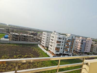 Balcony Image of 1350 Sq.ft 2 BHK Apartment / Flat for sale in Nidamanuru Vijayawada for Rs. 4600000