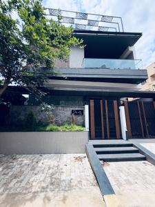 Image of 4300 Sq.ft 4 BHK Villa for sale in J.H.Patel Nagar, Davanagere for Rs. 23000000