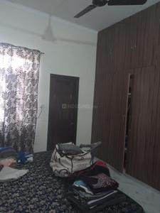 Bedroom Image of 1600 Sq.ft 2 BHK Builder Floor for rent in Jakhan Dehradun for Rs. 18000
