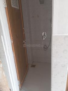 Bathroom Image of 1150 Sq.ft 2 BHK Independent House for rent in Unique Executive Heights, Rander Surat for Rs. 25000