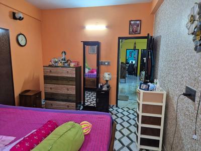 Bedroom Image of 850 Sq.ft 2 BHK Builder Floor for sale in Baghajatin Kolkata for Rs. 5200000