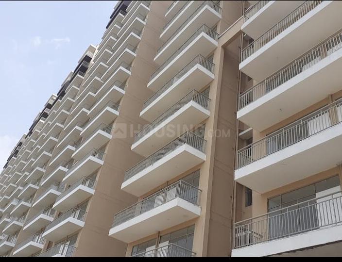 Breez Global Hill View Main Image 1