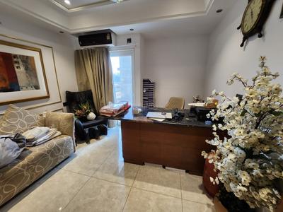Hall Image of 4400 Sq.ft 5 BHK Apartment / Flat for sale in New Alkapuri Vadodara for Rs. 30000000