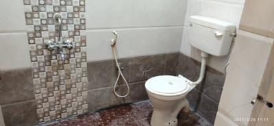 Bathroom Image of 1200 Sq.ft 2 BHK Independent House for rent in Sampigehalli Bengaluru for Rs. 12000