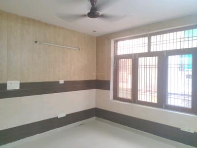 Living Room Image of 810 Sq.ft 2 BHK Builder Floor for rent in Sector 49 Faridabad for Rs. 15000