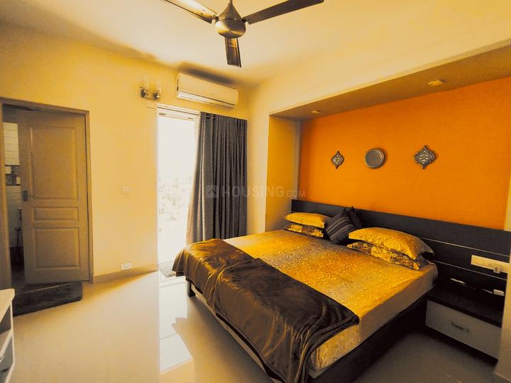 Premier flat marinedrive Bedroom 1
