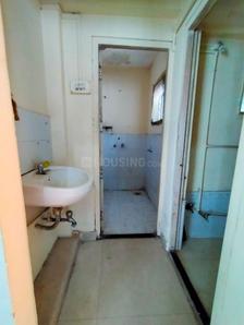 Bathroom Image of 380 Sq.ft 1 BHK Apartment / Flat for rent in New Mahada Charkop, Kandivali West Mumbai for Rs. 24000