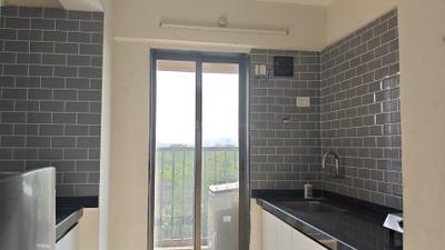 Kitchen Image of 750 Sq.ft 2 BHK Apartment / Flat for rent in Raunak City, Kalyan West Kalyan for Rs. 22500