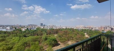 Balcony Image of 1080 Sq.ft 2.5 BHK Apartment / Flat for rent in Aims Golf Avenue 2, Sector 75 Noida for Rs. 28000