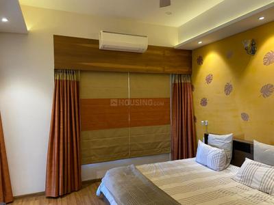 Bedroom Image of 2980 Sq.ft 4 BHK Apartment / Flat for rent in Adani Water Lily Ph 3 Towers A6 A7, Shantigram Ahmedabad for Rs. 140000