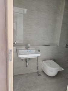 Bathroom Image of 990 Sq.ft 2 BHK Apartment / Flat for sale in Adani Ten BKC, Bandra East Mumbai for Rs. 49900000