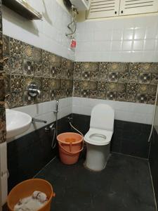 Common Bathroom Image of 2000 Sq.ft 3 BHK Apartment / Flat for rent in Serilingampally Hyderabad for Rs. 55000