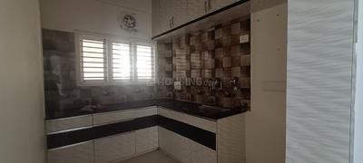 Bathroom Image of 1500 Sq.ft 2 BHK Builder Floor for rent in Koramangala Bengaluru for Rs. 48000