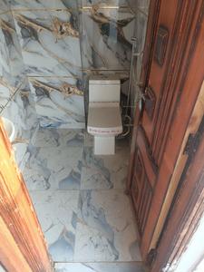 Bathroom Image of 280 Sq.ft 1 BHK Builder Floor for rent in Shahdara New Delhi for Rs. 10000