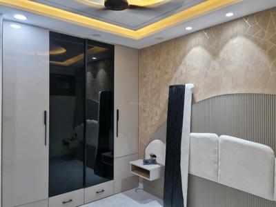 Bedroom Image of 810 Sq.ft 3 BHK Apartment / Flat for sale in Dwarka Mor New Delhi for Rs. 6800000