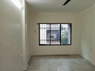 Bedroom Image of 825 Sq.ft 2 BHK Apartment / Flat for rent in Dadar East Mumbai for Rs. 110000