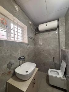 Image of 1200 Sq.ft 1 BHK Apartment / Flat for rent in Domlur Layout, Bengaluru for Rs. 55000