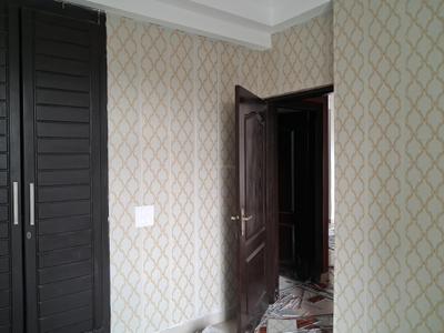 Bedroom Image of 999 Sq.ft 2 BHK Apartment / Flat for sale in Amrapali Platinum, Sector 119 Noida for Rs. 9000000