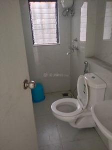 Bathroom Image of 1250 Sq.ft 3 BHK Apartment / Flat for rent in Runwal Gardens Phase I, Dombivli East Thane for Rs. 26000