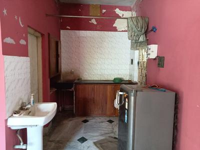 Kitchen Image of 650 Sq.ft 1 RK Builder Floor for rent in Airport Gate No 2 Kolkata for Rs. 8000