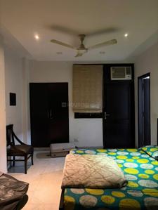 Bedroom Image of 1350 Sq.ft 3 BHK Builder Floor for rent in East Of Kailash New Delhi for Rs. 120000