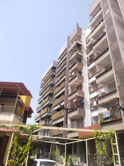 APR Realty Main Image 1