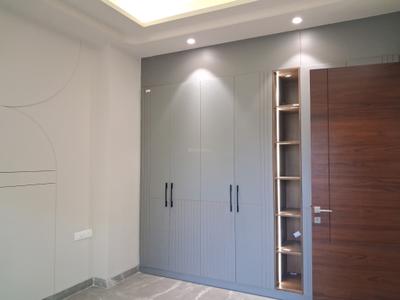 Bedroom Image of 1800 Sq.ft 3 BHK Builder Floor for sale in Paschim Vihar New Delhi for Rs. 35000000